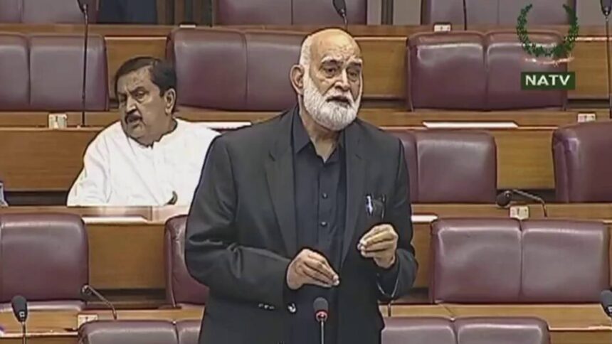 pak mp